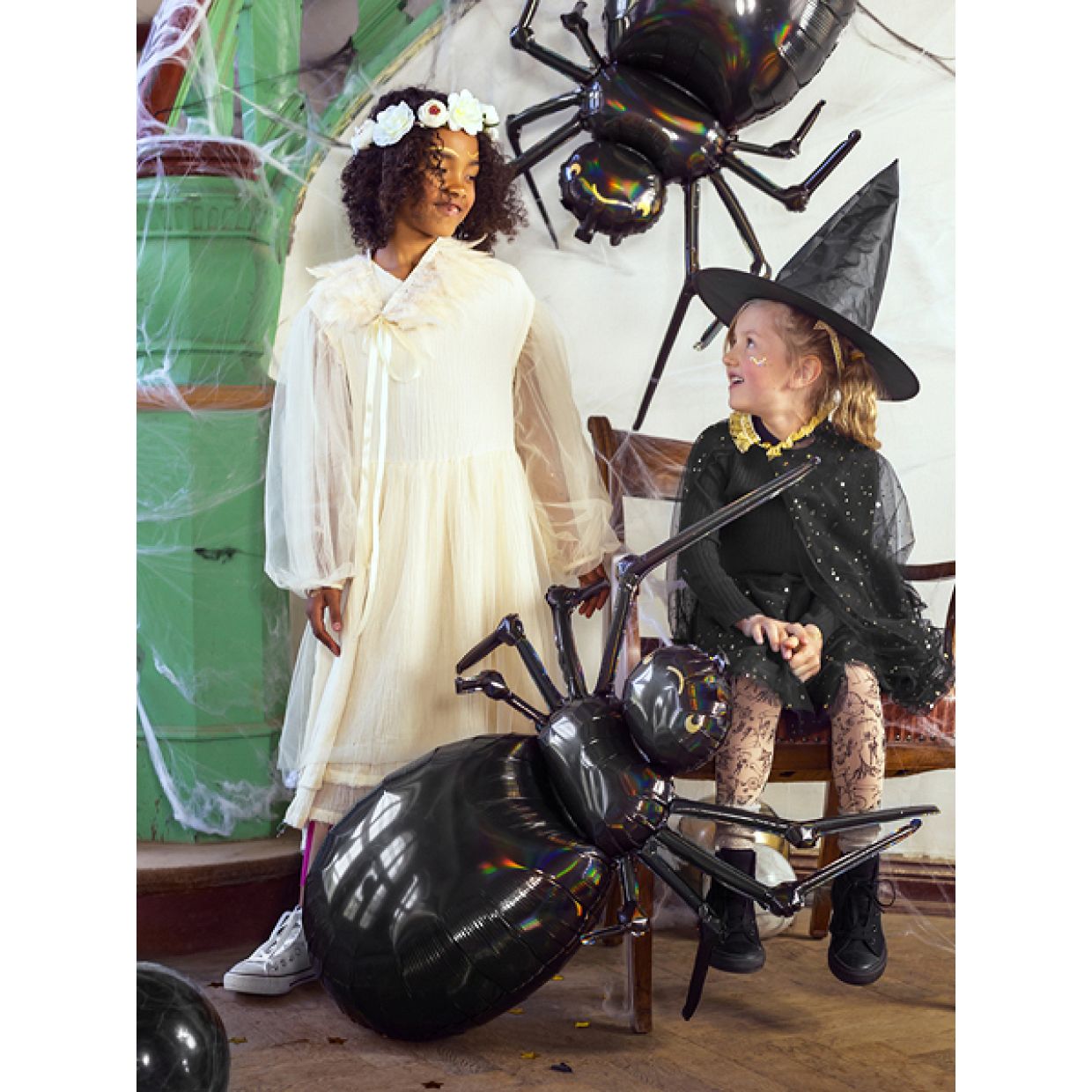 Glossy Black Spider 101cm Foil Balloon